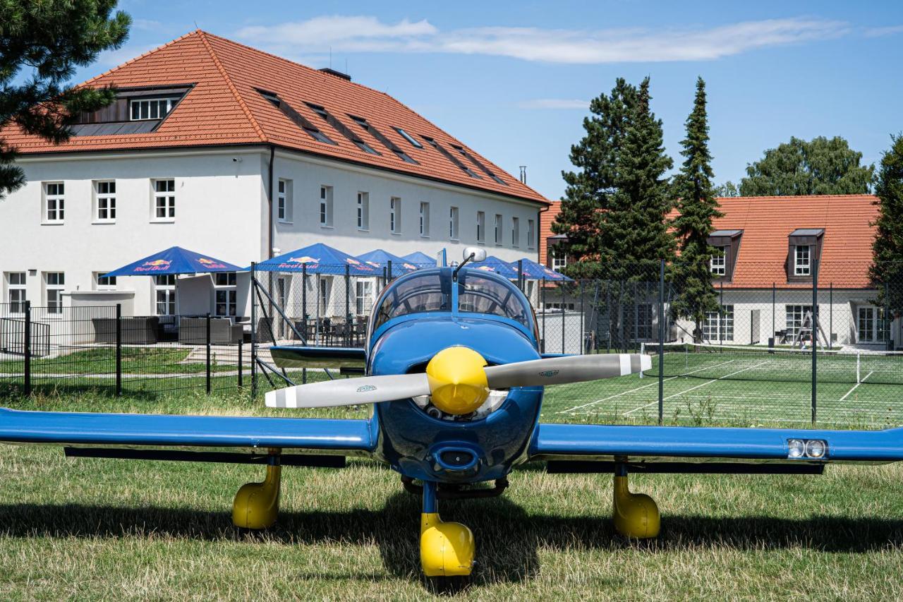 Spitzerberg By B-smart * Hundsheim